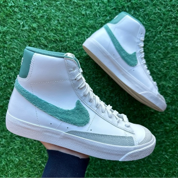 Unavailable Nike Blazer Mid ‘77 KI Summit White / Coastal Phantom - Picture 3 of 11